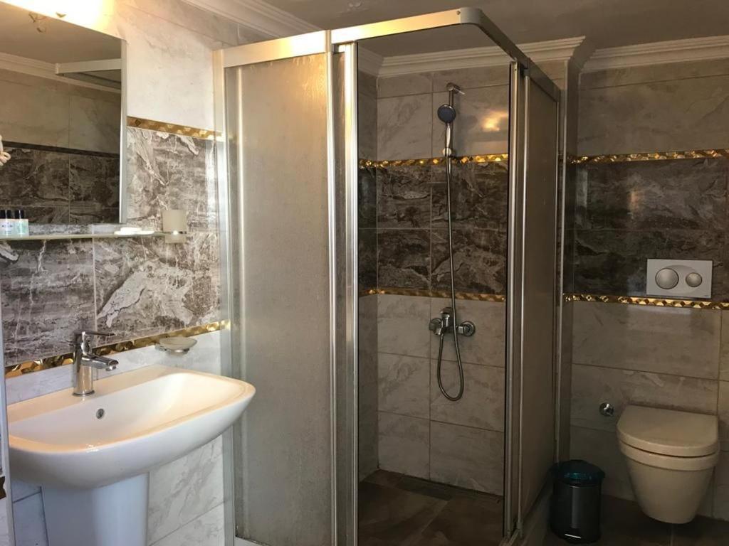 Emin Konak Hotel Истанбул Екстериор снимка